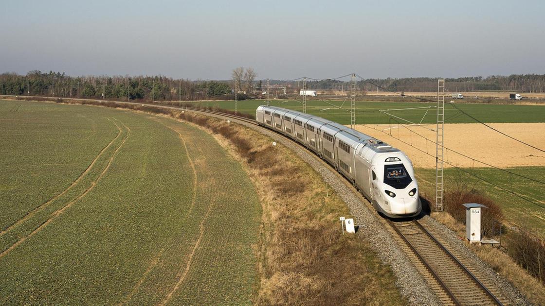 Torino Parigi, resta bus sostitutivo da Modane dopo la frana