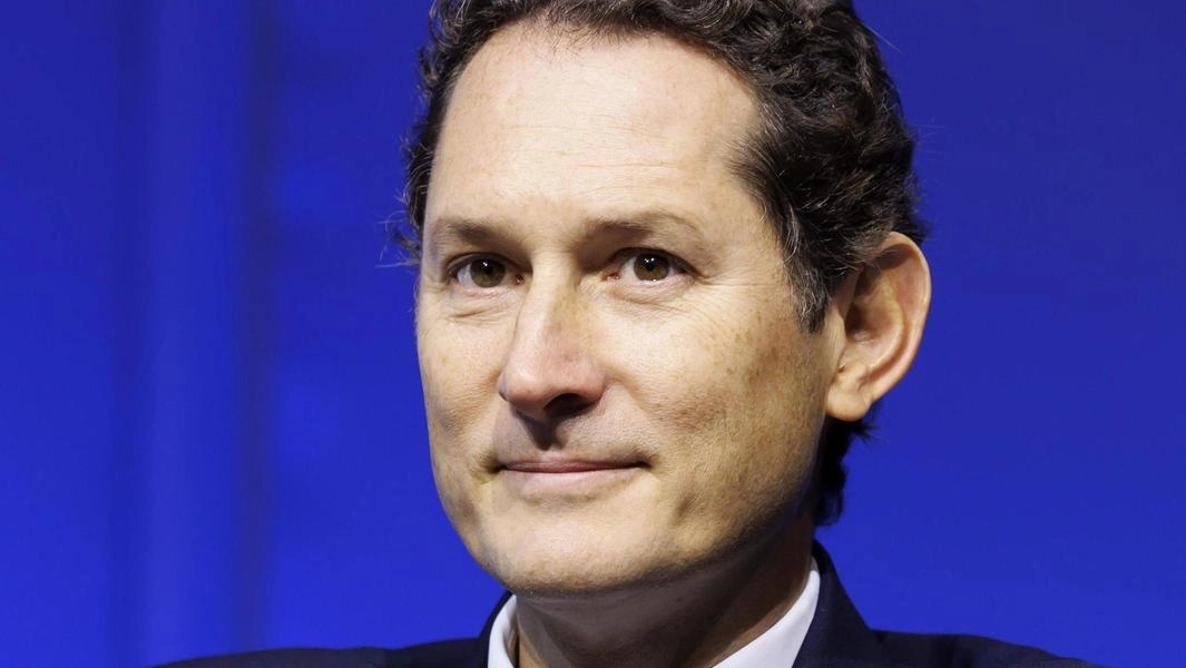 John Elkann, presidente Stellantis, guida il comitato esecutivo ad interim dopo le dimissioni di Carlos Tavares