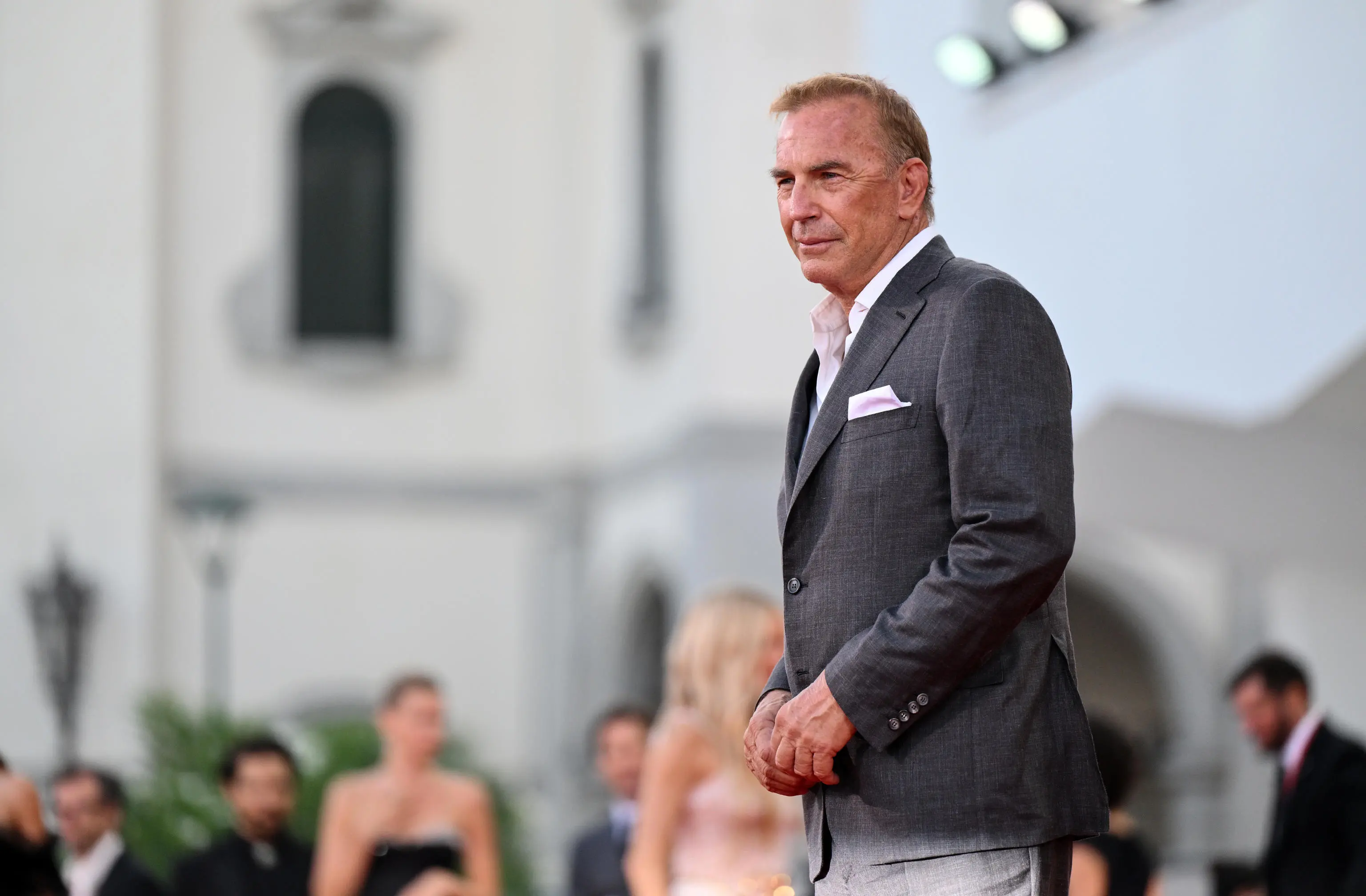 Kevin Costner, l'ex moglie Christine potrebbe risposarsi con un amico dell'attore