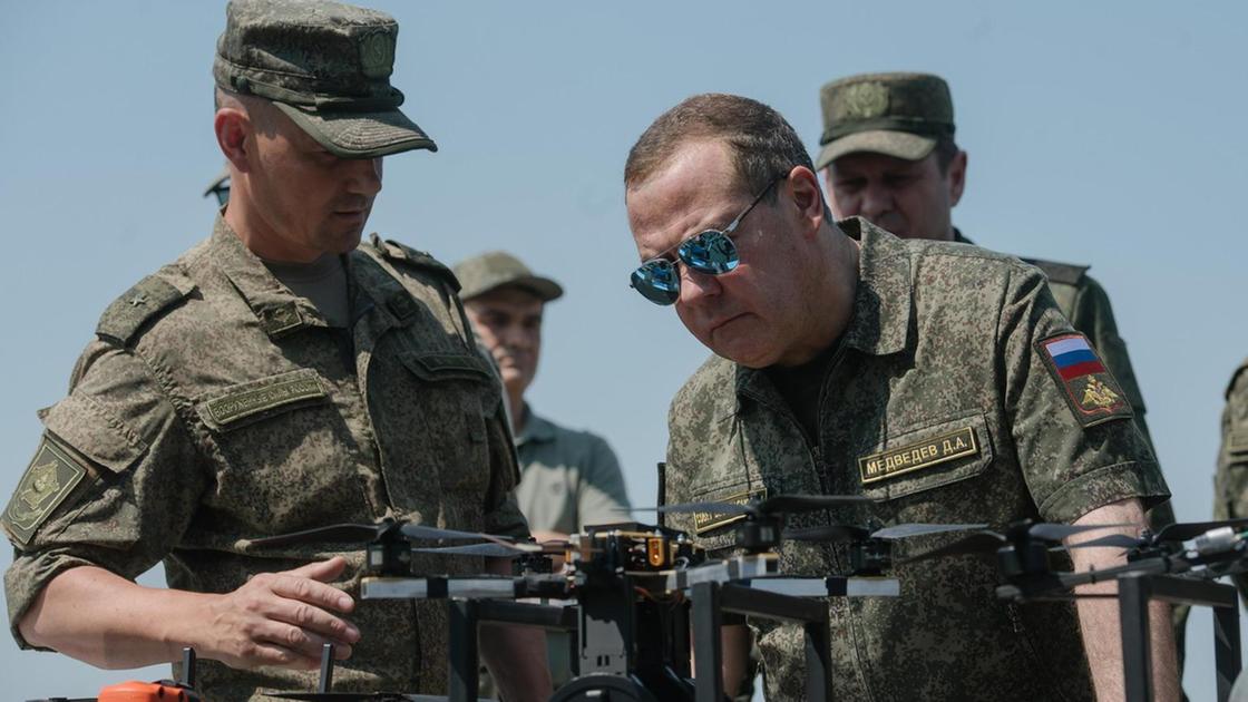 Medvedev, Biden out, obiettivi militari saranno raggiunti