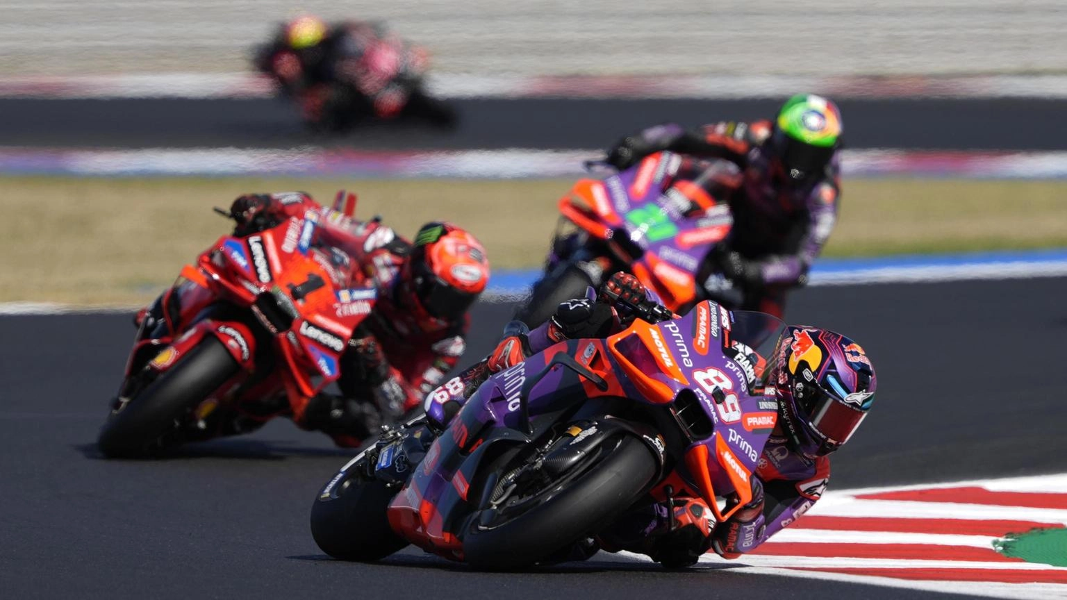 MotoGp: Misano; vince Marc Marquez, secondo Bagnaia