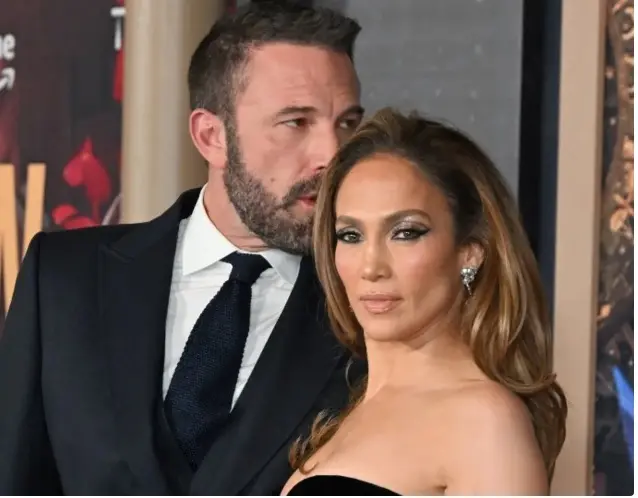 Divorzi tra star, Ben Affleck e Jennifer Lopez si lasciano davvero. Alimenti, casa e cognome: cosa prevede l’accordo