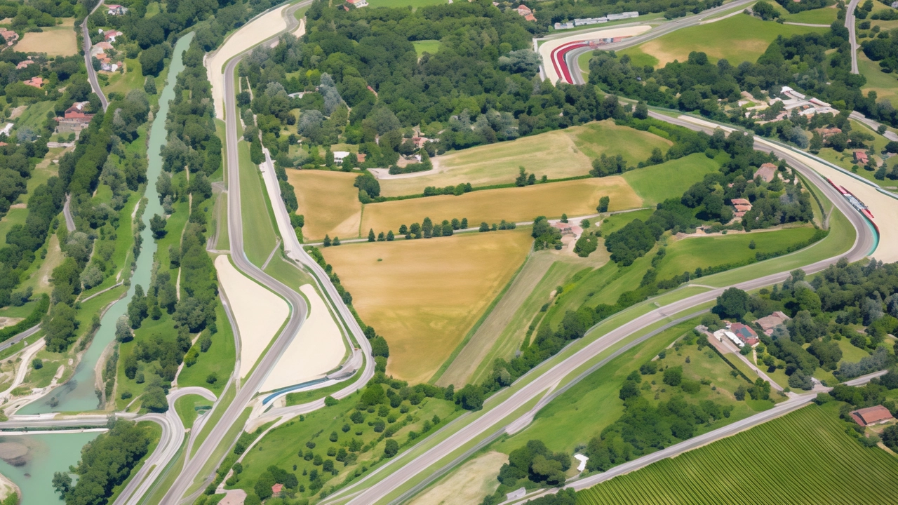 Una visione dall’alto dell’autodromo di Imola intitolato ad Enzo e Dino Ferrari