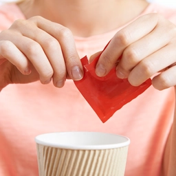 Aspartame ‘nemico' del cuore: quei picchi di insulina che fanno male alla salute