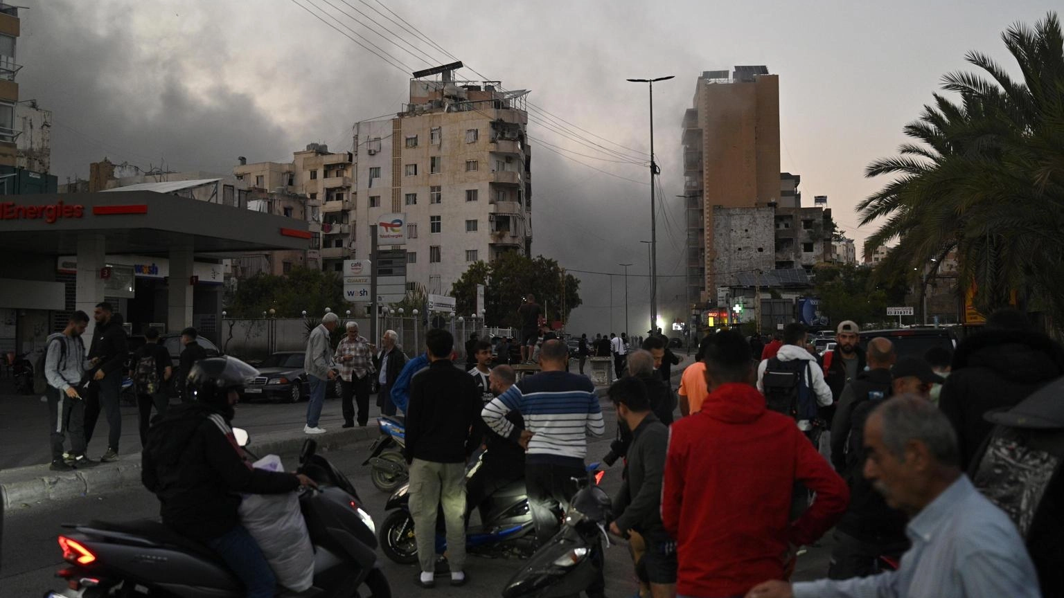 Libano, almeno 9 gli attacchi aerei su Beirut oggi