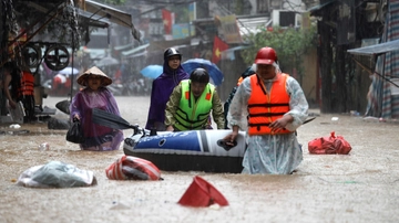 Il tifone Yagi devasta il Vietnam: 187 morti e 128 dispersi. Ponti crollati e raccolti distrutti