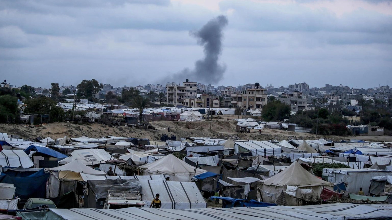 'Hamas preparava ampio sbarramento,colpiti lanciarazzi e tunnel'