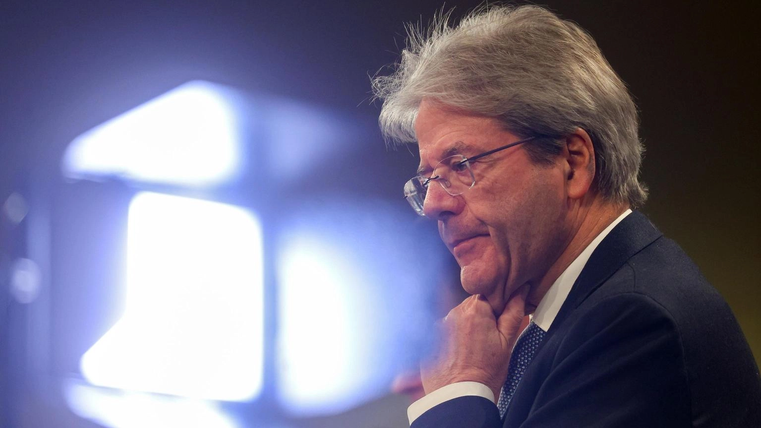 Gentiloni, entro fine mese 4,5 miliardi dell'Ue all'Ucraina