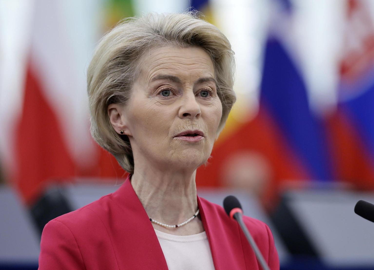 Ursula von der Leyen: aperti ai negoziati sui dazi, difenderemo i nostri interessi