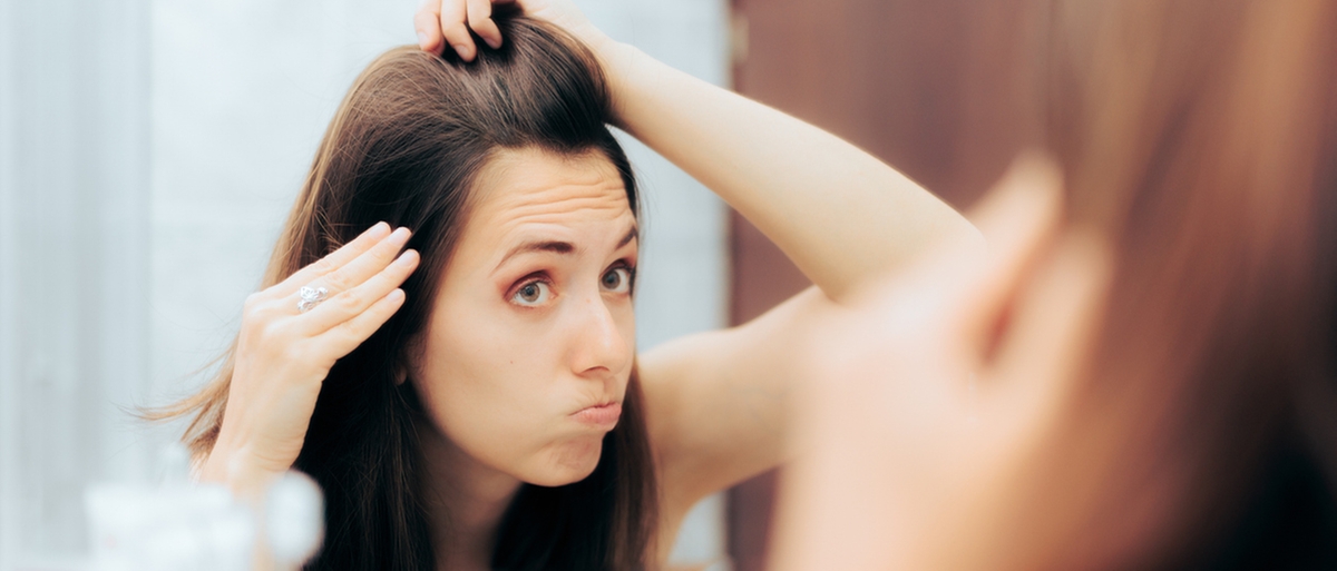 Invecchiamento dei capelli, come mantenere giovane la chioma dopo i 40 anni