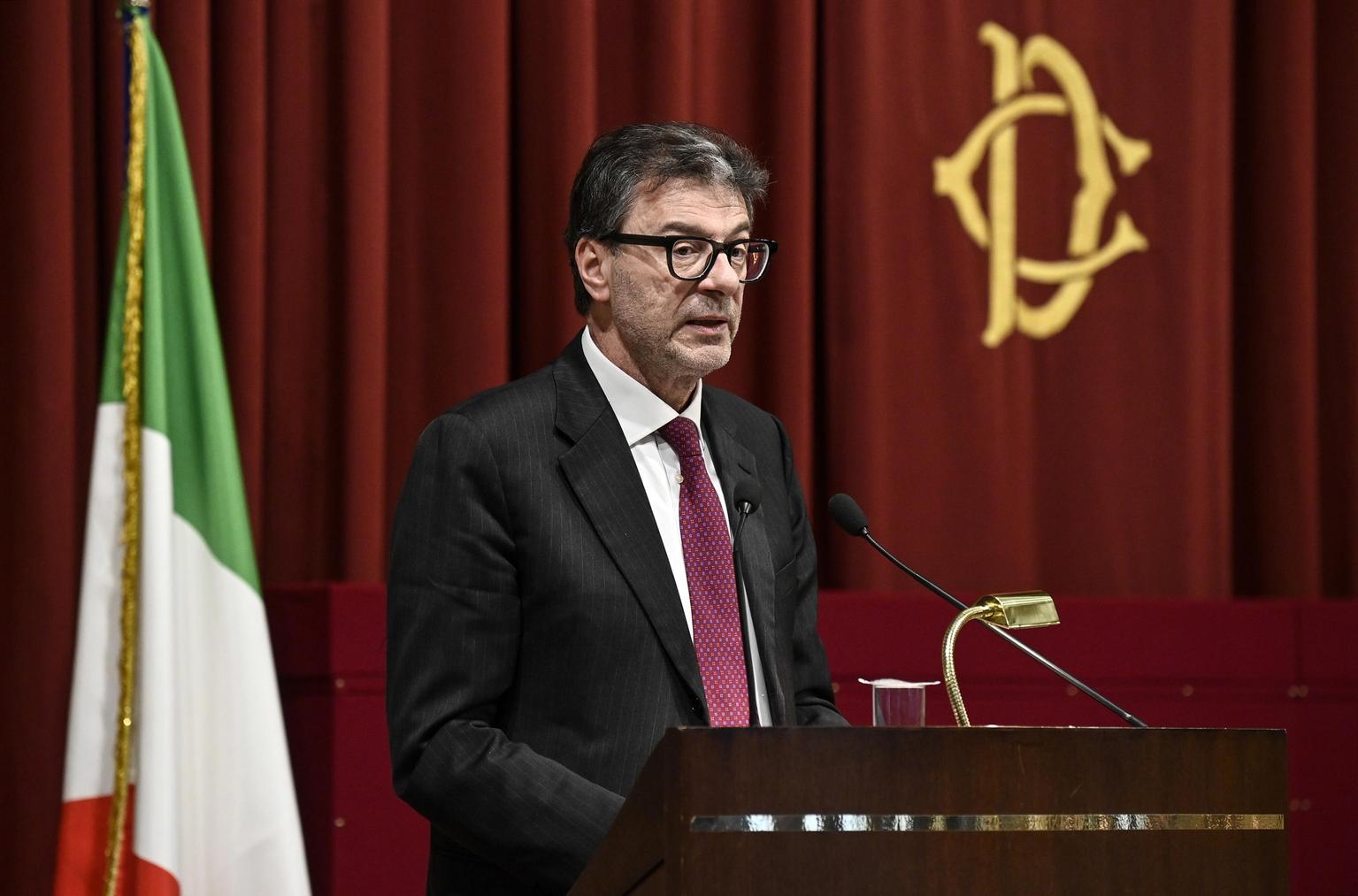 Investimenti militari: Giorgetti chiede valutazioni precise, Crosetto al lavoro