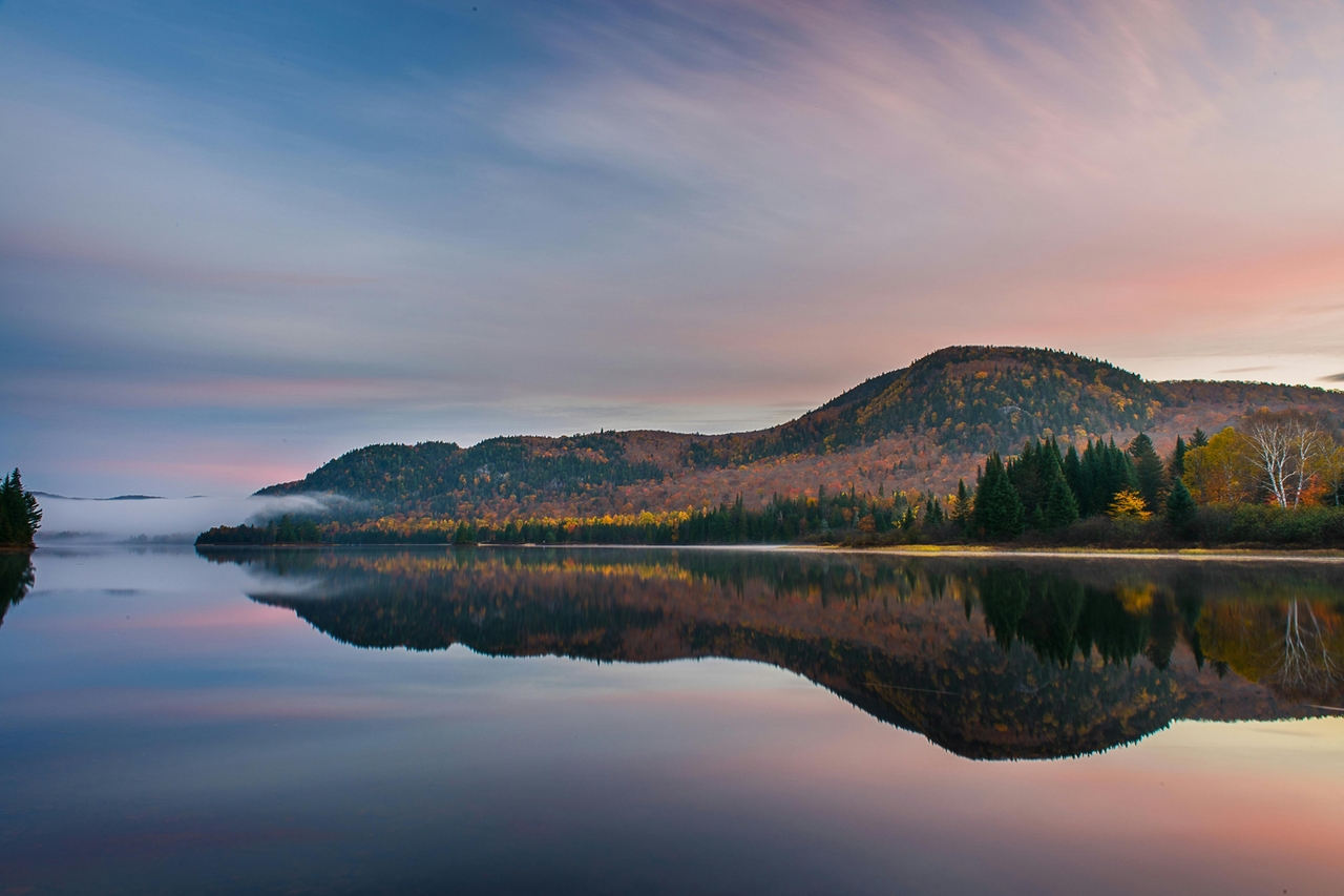 Il Parco Nazionale di Mont-Tremblant in autunno, Canada