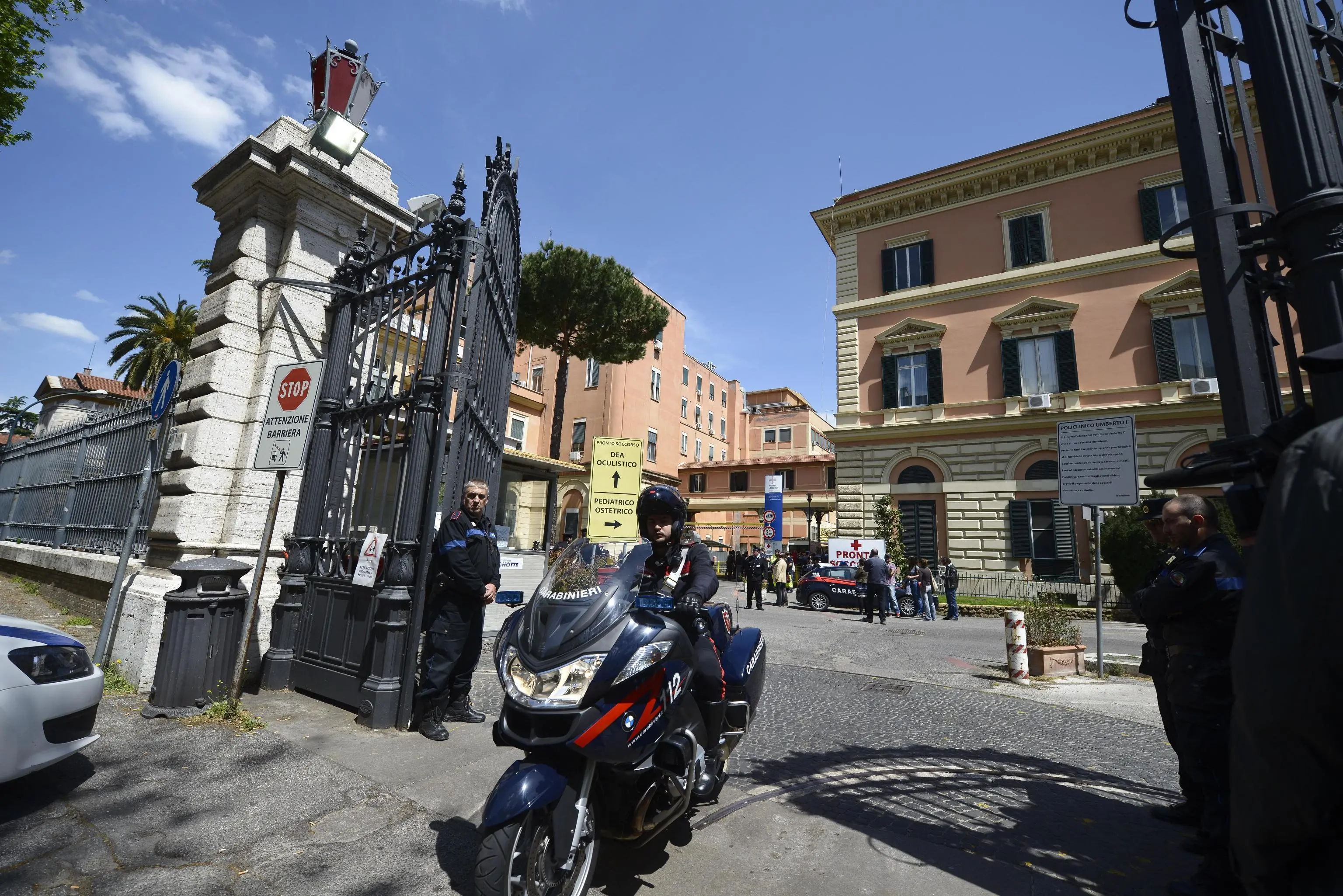 Roma, 19enne investito sulla via Tiburtina: rischia la vita