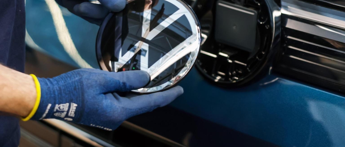 Volkswagen: utili in calo del 30% nel 2024, vendite a 9 milioni di unità