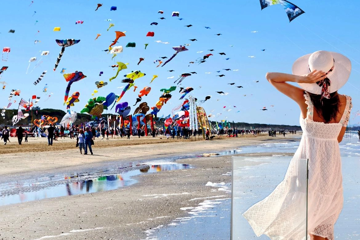 Artevento sulla spiaggia di Cervia