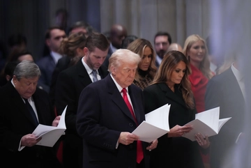 Trump, l’Uomo della Provvidenza e i silenzi (inquietanti) della Chiesa americana