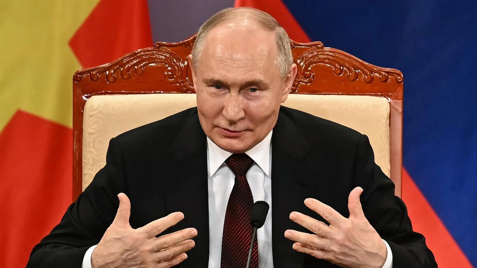 Putin, allo studio possibile revisione dottrina nucleare