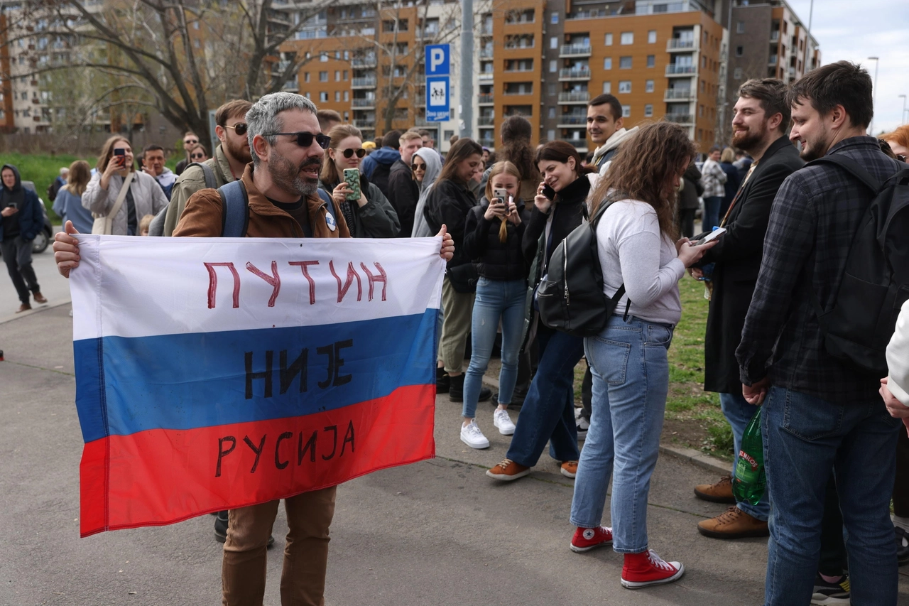 Cittadini russi a Belgrado