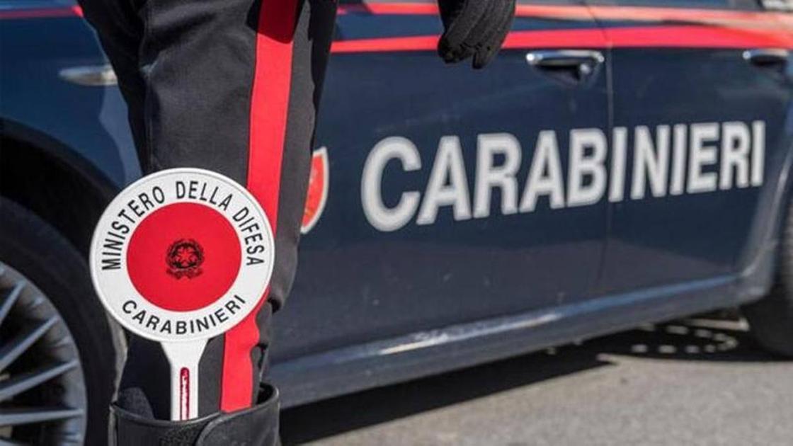 Evade dai domiciliari e posta video su TikTok. Ma i ‘carabinieri follower’ lo portano in carcere