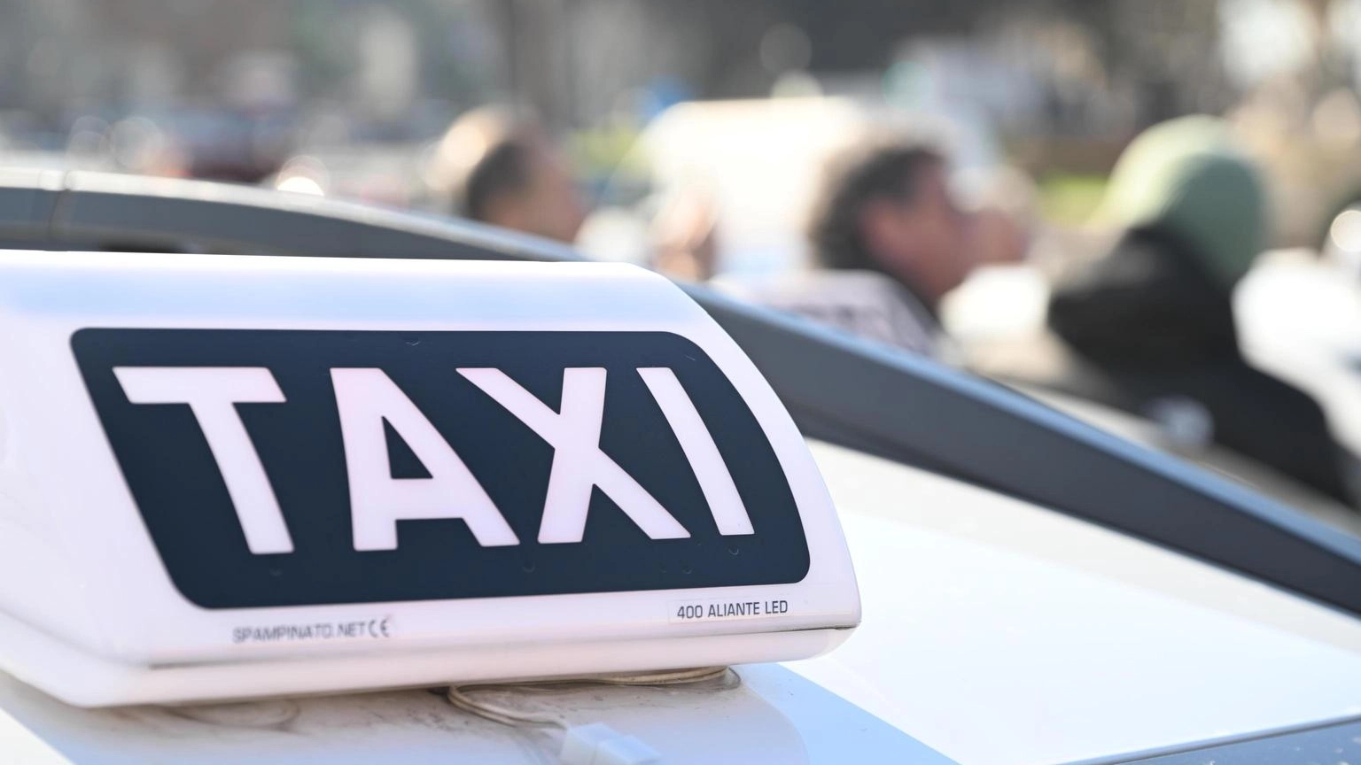 Roma, l'amministrazione locale pronta ad aumentare le licenze dei taxi