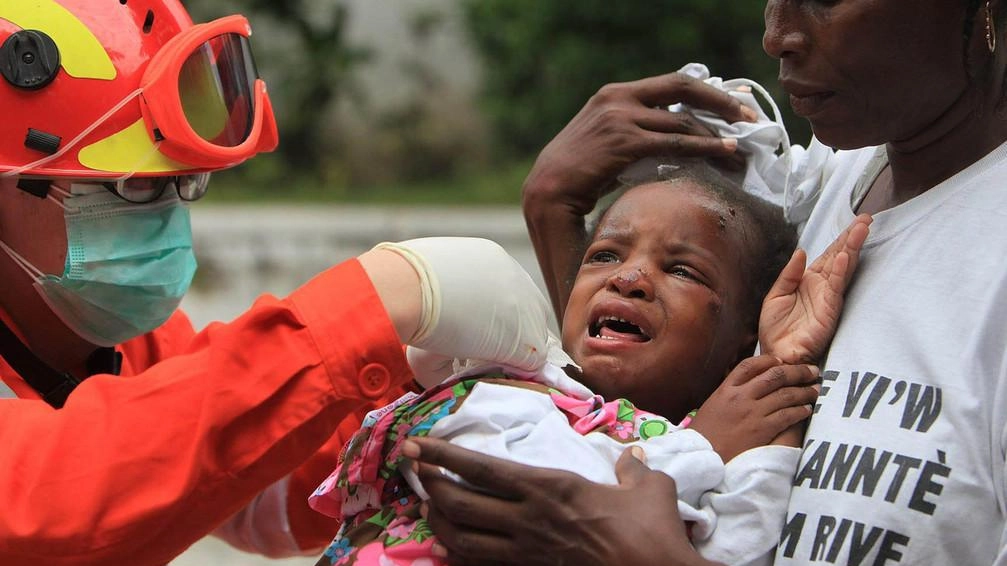 Un’intera generazione di bambine e bambini porta le cicatrici del catastrofico terremoto di Haiti del 2010. A distanza di quindici...