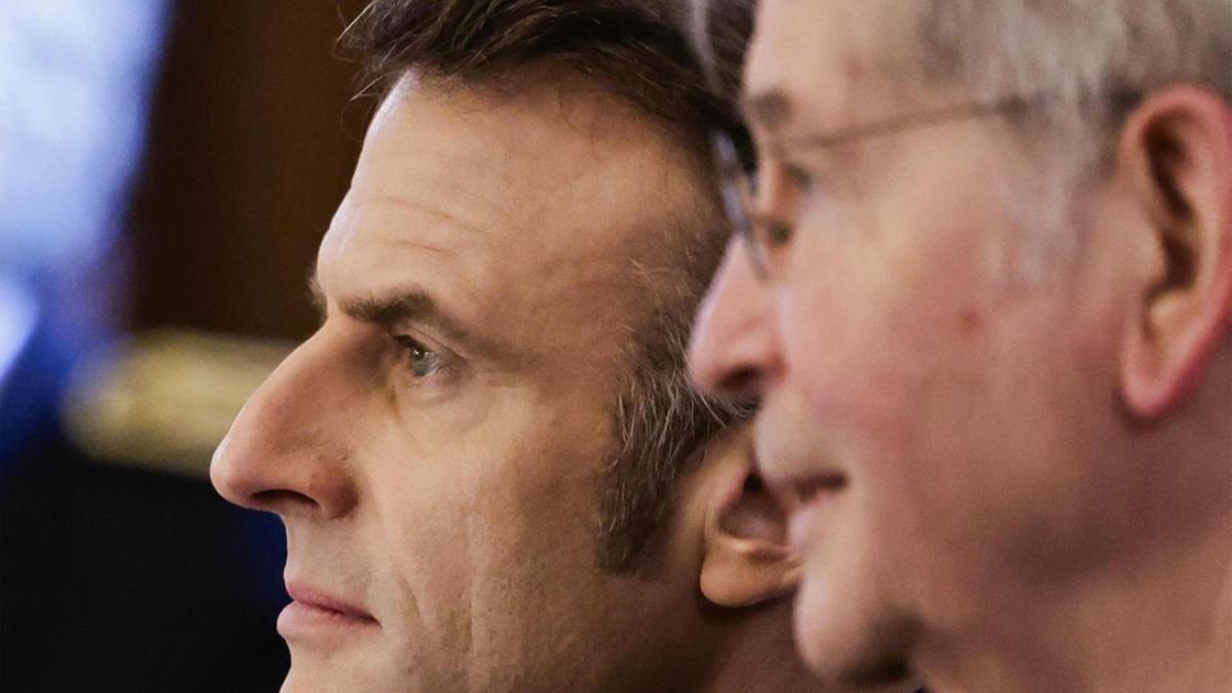 Macron, resterò fino alla fine del mio mandato