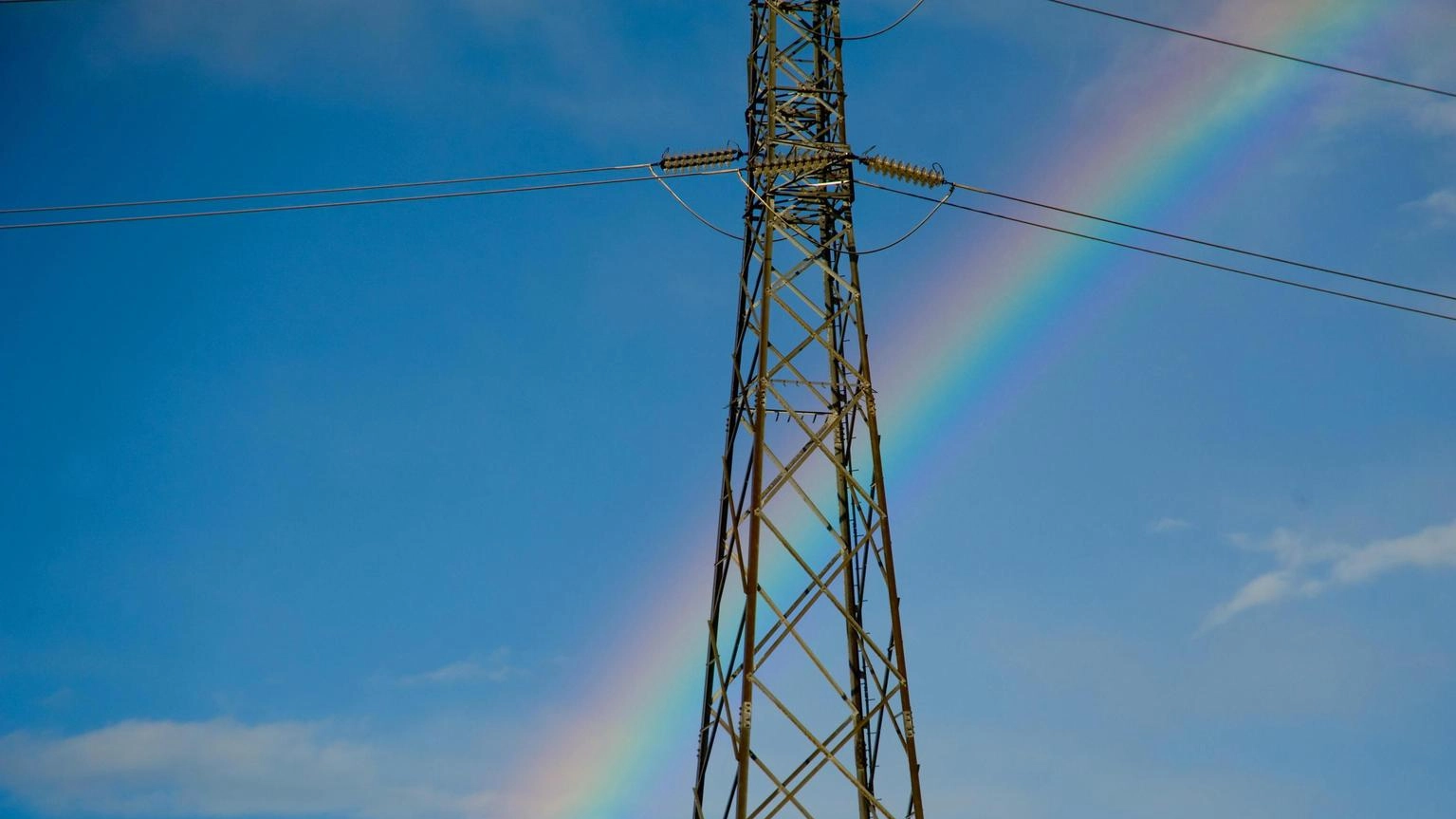 In Spagna costo dell'elettricità a zero grazie a vento e acqua