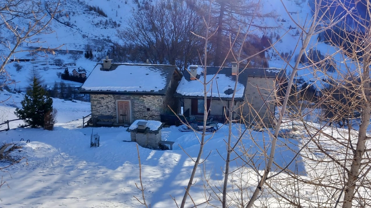 Paesaggio innevato della Valchiavenna