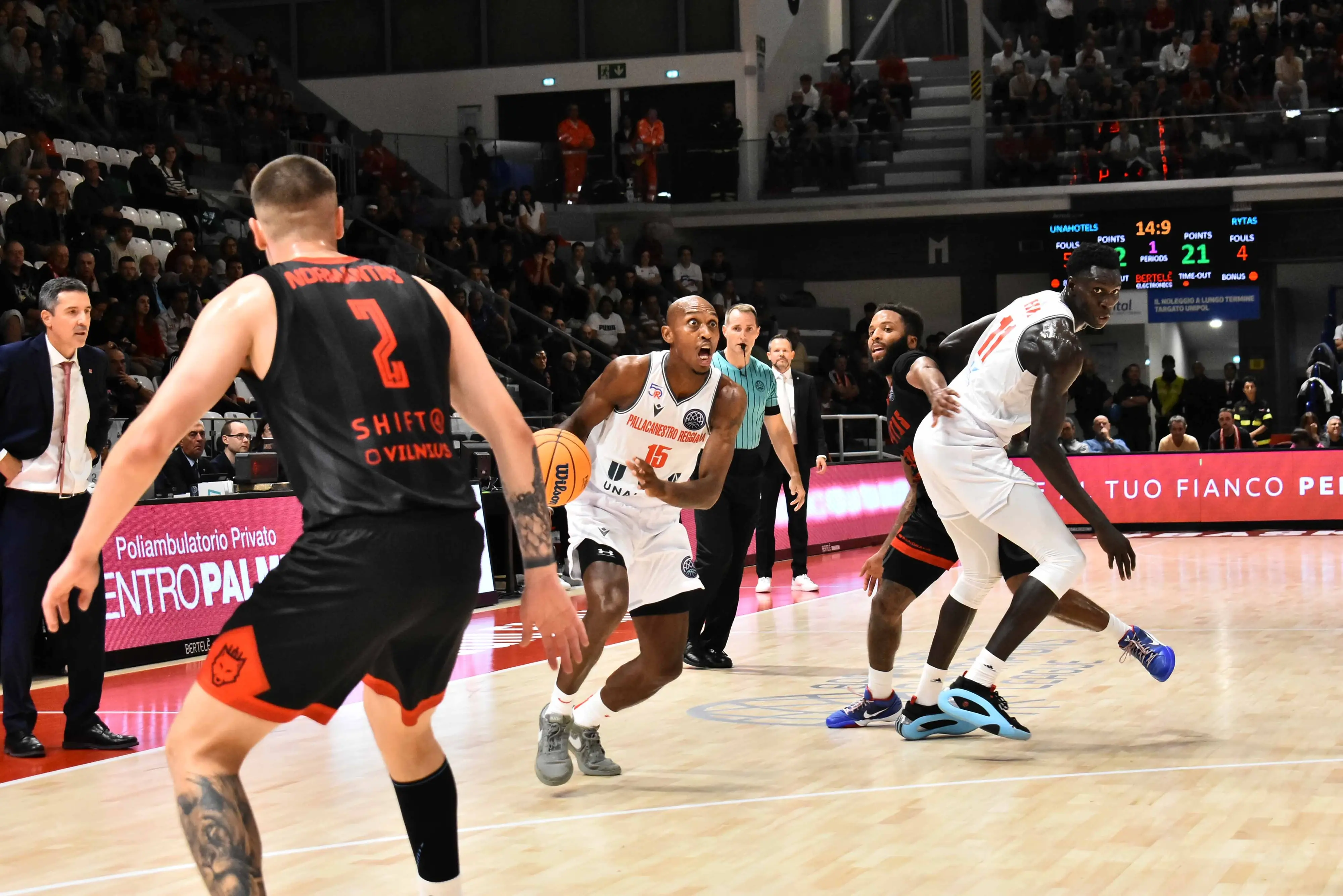 Basket, coppe europee: Reggio sorride all'esordio in Champions