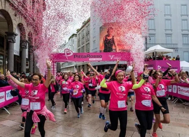 Tumori femminili, Fondazione Veronesi cerca nuove Pink Ambassador: come candidarsi