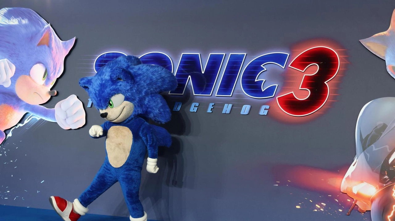 Sonic 3 conquista il primo posto al box office italiano con 3,4 milioni di euro. Segue Mufasa con 2,8 milioni. Successo per Jim Carrey e Keanu Reeves.