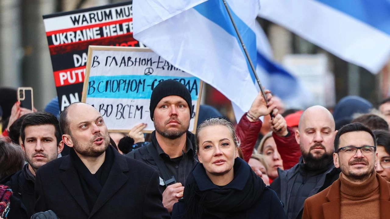 Corteo pro Kiev, in prima fila la vedova di Navalny