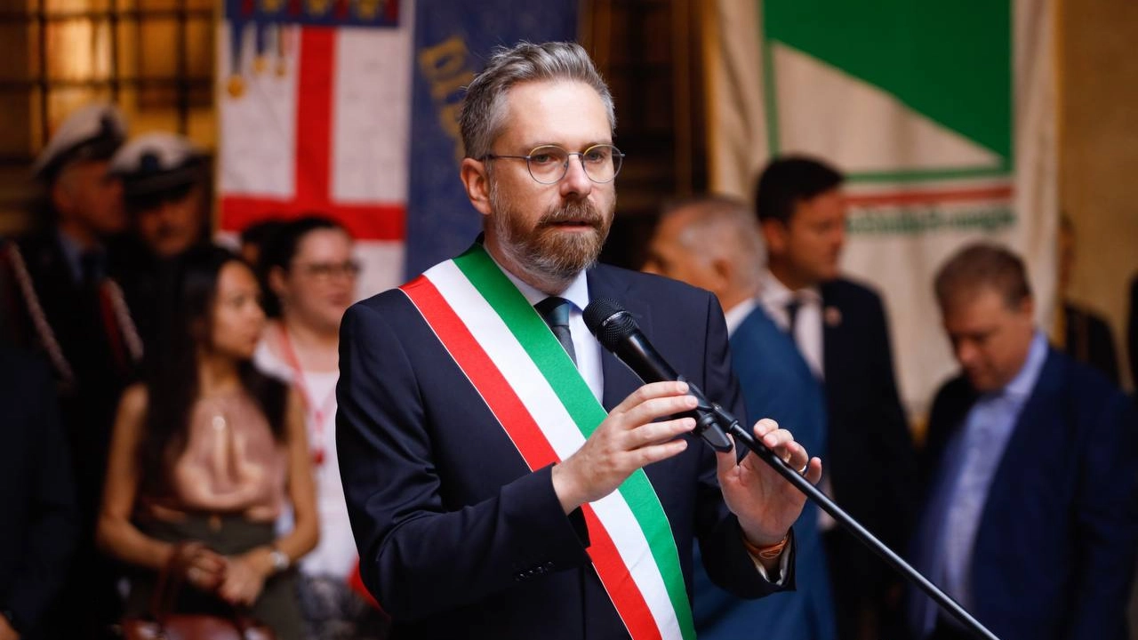 Il sindaco Matteo Lepore alla commemorazione della strage alla stazione. "Libertà di stampa perché la verità e la giustizia possano essere portate avanti"