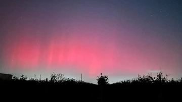 L’incredibile aurora boreale vista dall’Emilia Romagna: lo spettacolo in cielo