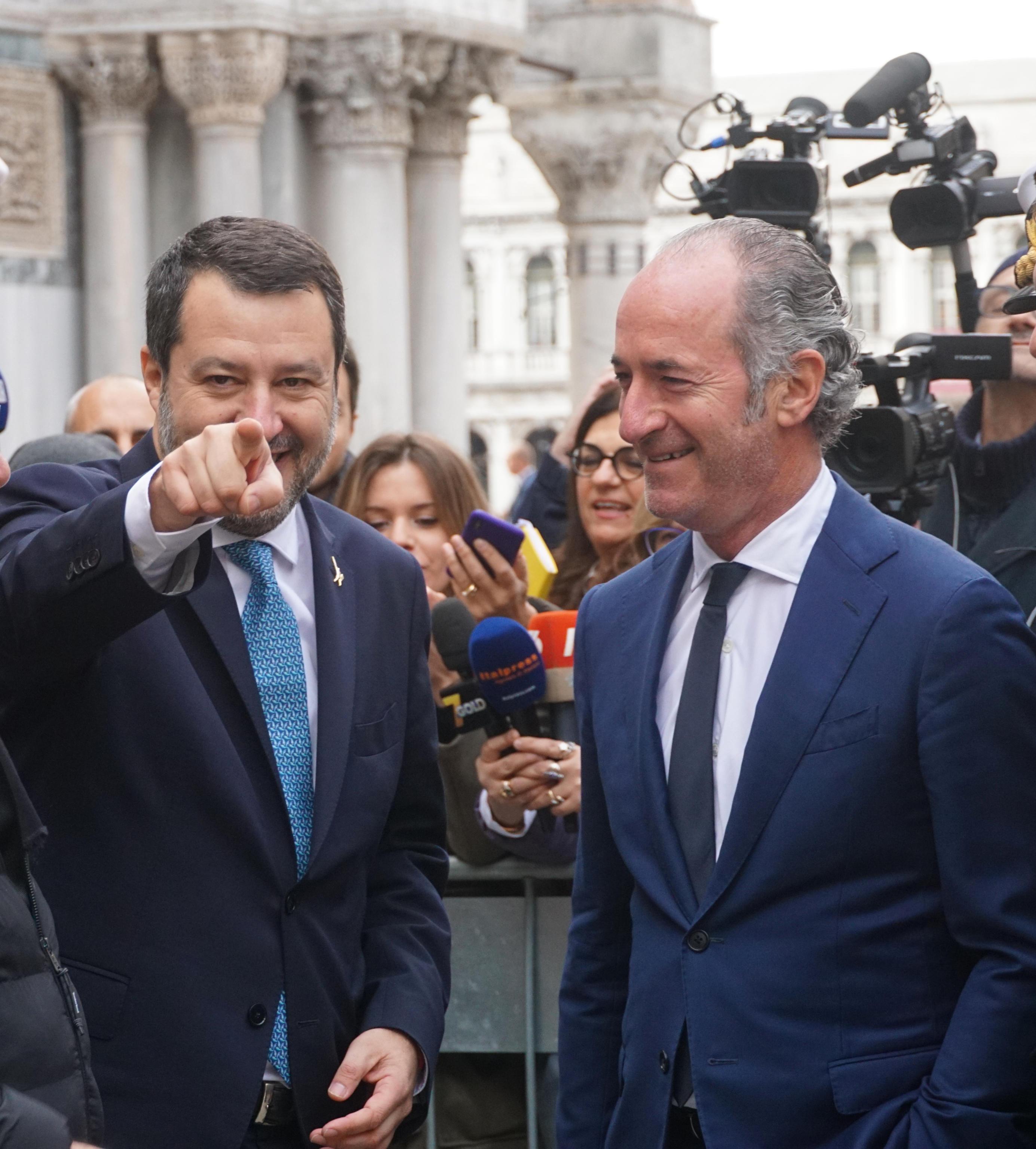 La Lega di nuovo compatta. “La squadra non si cambia”. Scoppia la pace Salvini-Zaia