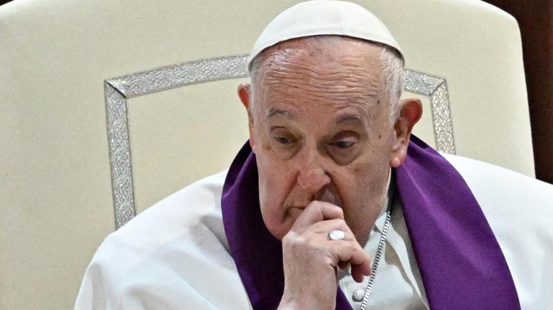 Il Papa, i corvi e gli sciacalli