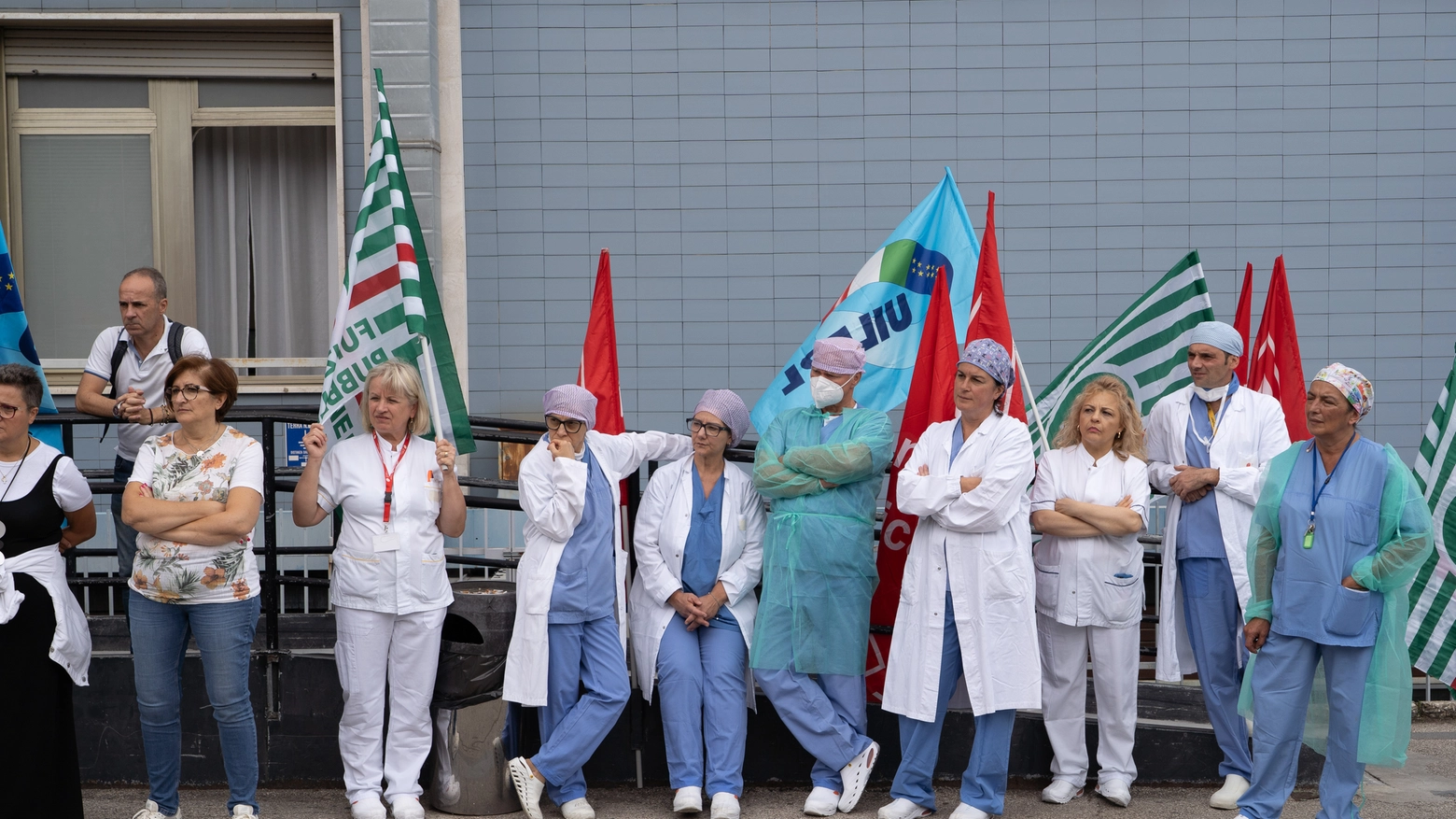 Una foto d'archivio di protesta di medici e infermieri