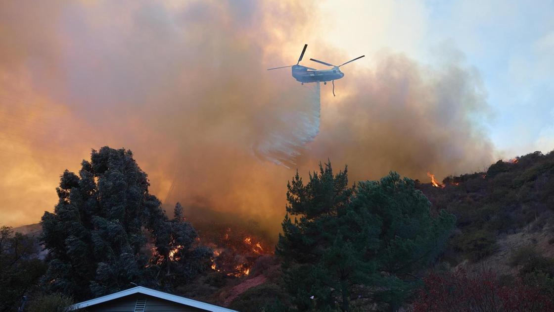 Incendio in California: allerta per 13 milioni di persone e ordini di evacuazione