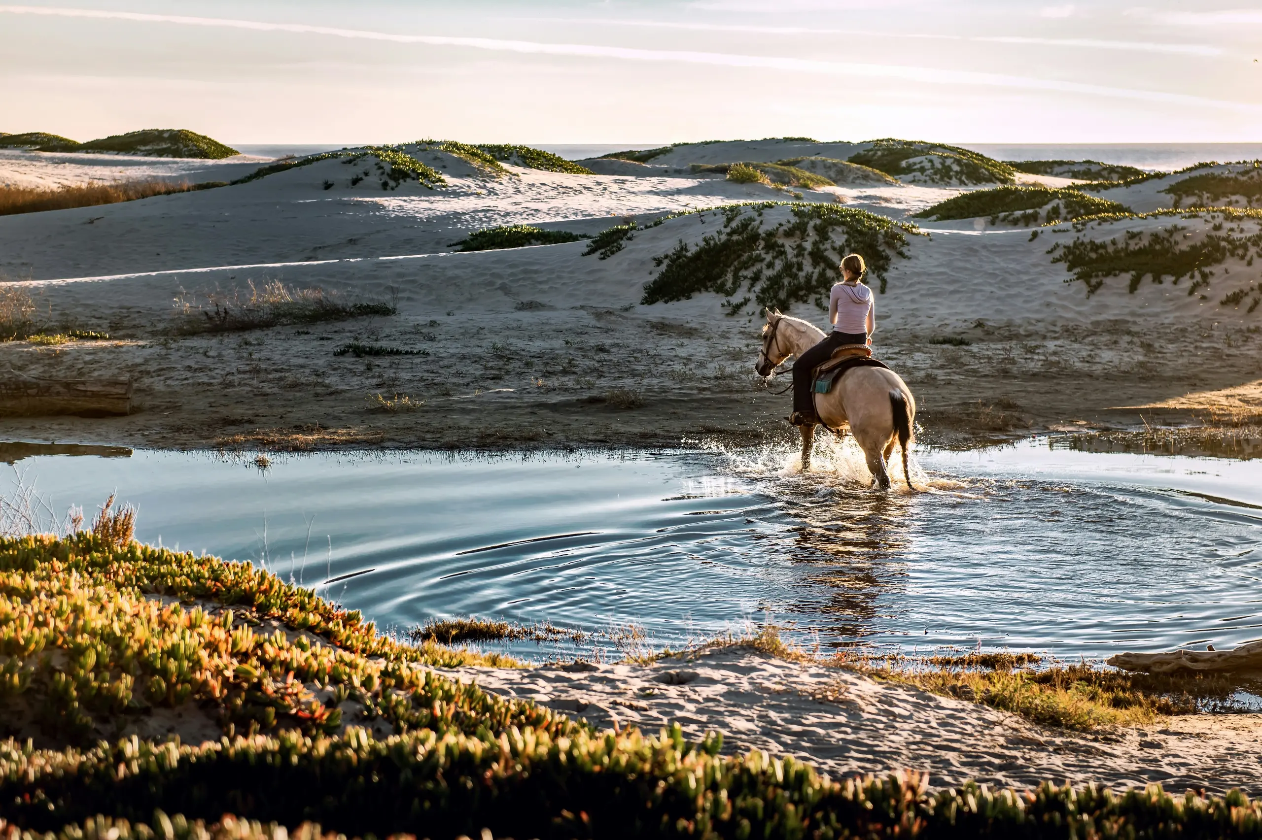 Cowboy Core mania: le mete per viaggi a cavallo, oltre la moda e la musica