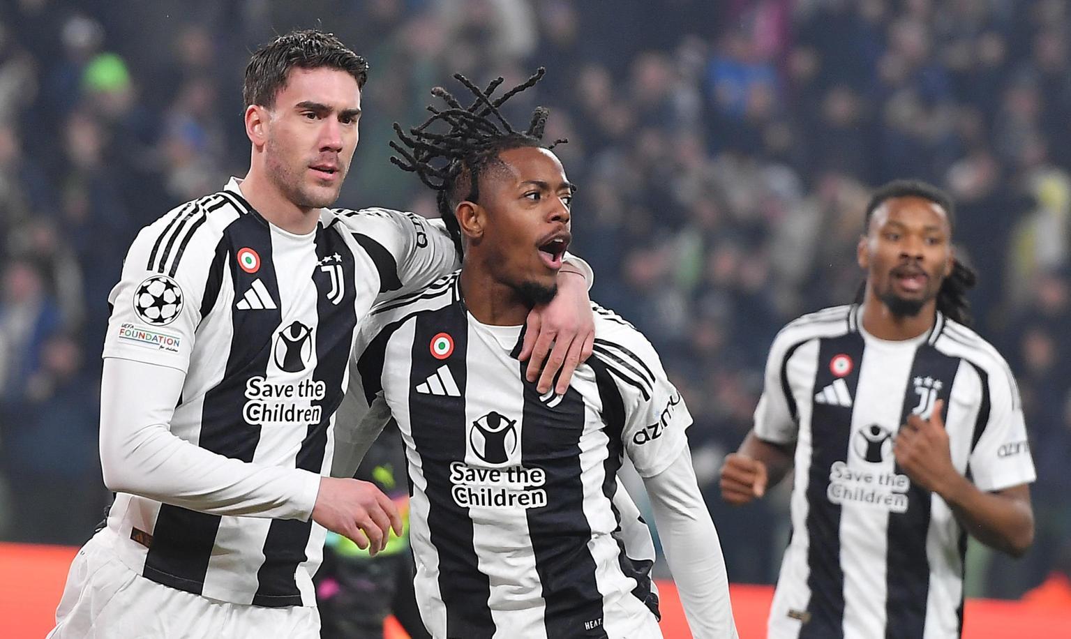 Juventus supera il PSV Eindhoven 2-1 nei playoff di Champions League