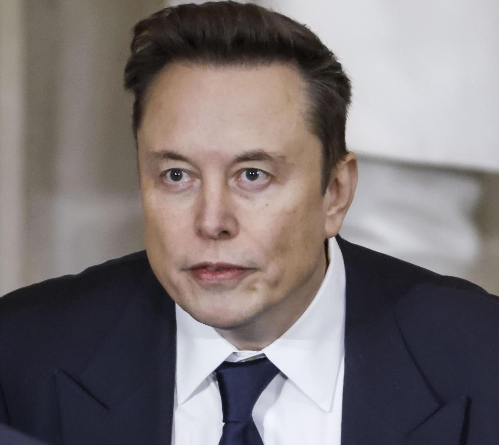 Musk vuole OpenAi e offre 97 miliardi. Altman: no, grazie.. Se vuoi compro io X