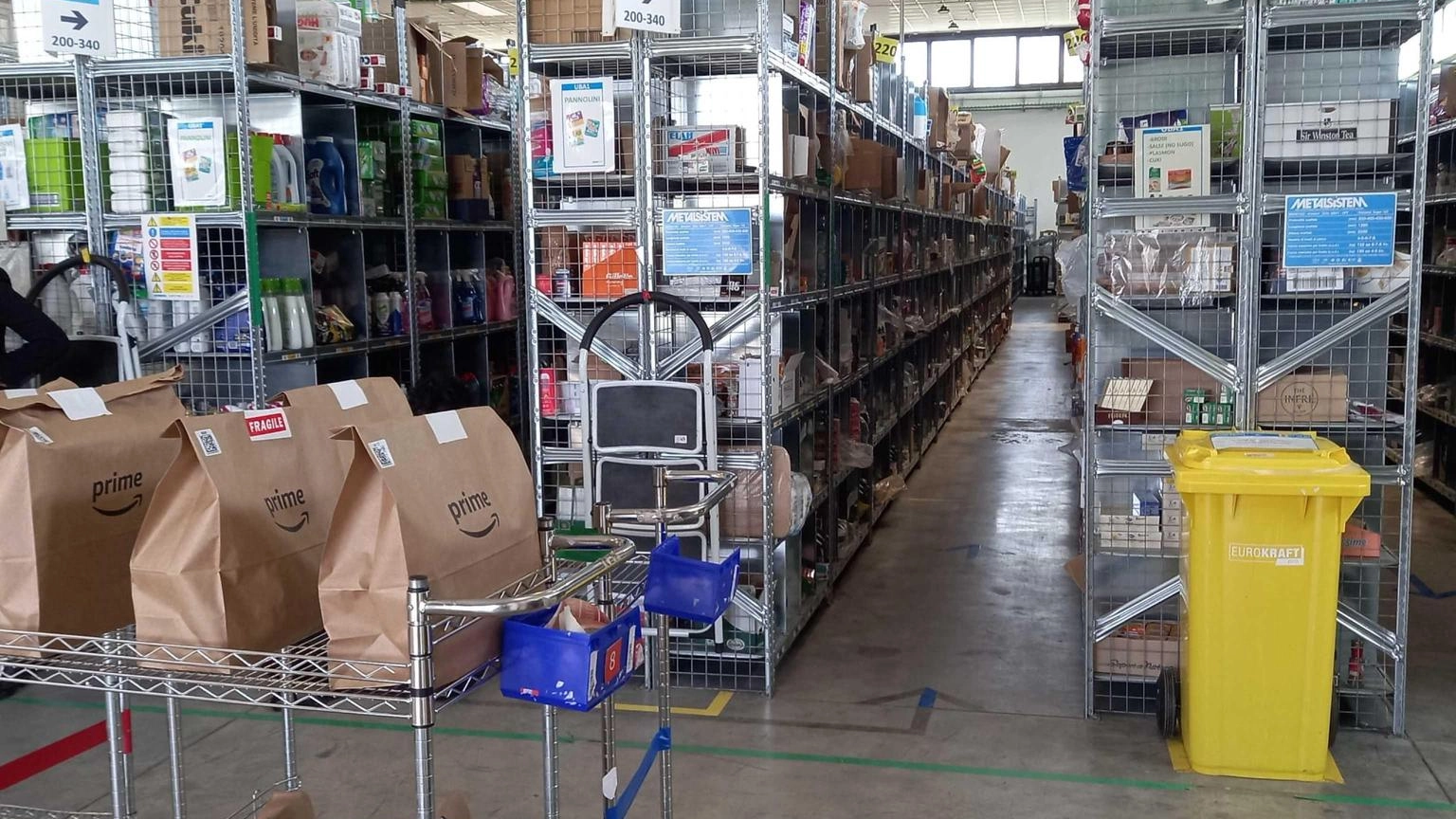 Il supermercato online di Amazon apre per tutti