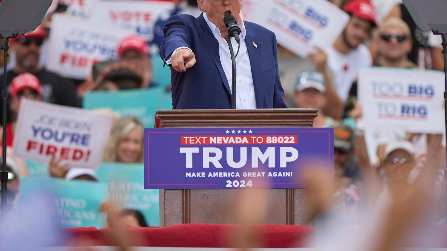 Trump prova a conquistare il Nevada, 'basta tasse sulle mance'