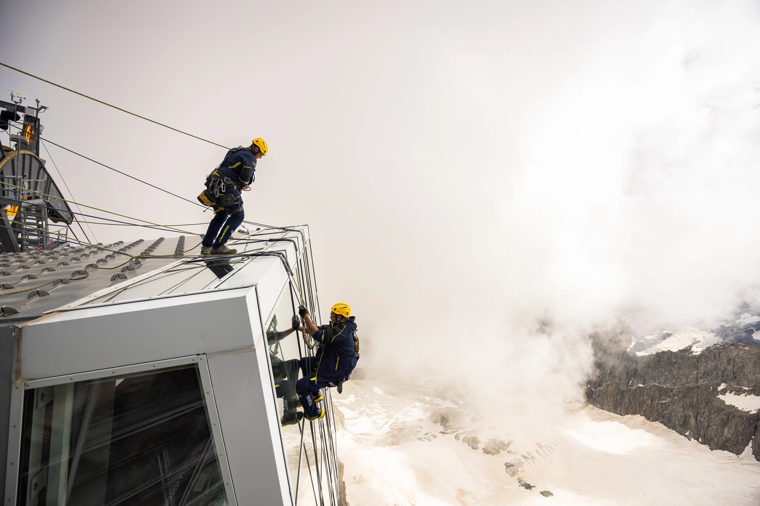 L'intervento sullo Skyway Monte Bianco