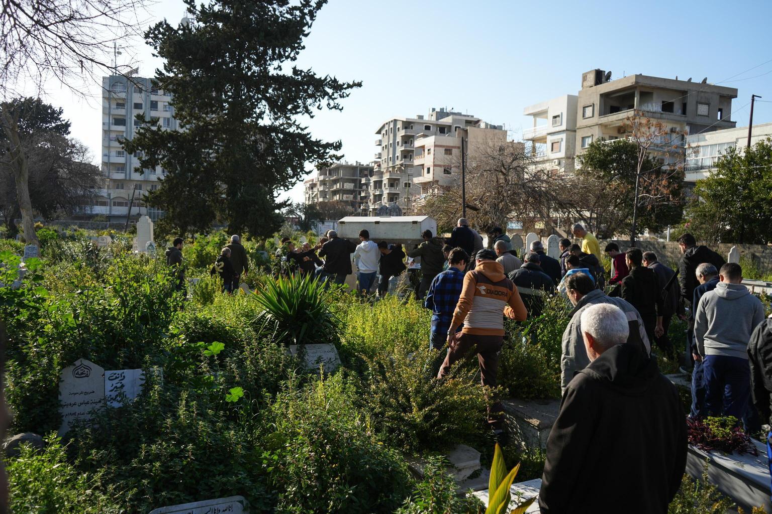 Esplosione a Latakia, Siria: 3 morti e 12 feriti, indagini in corso