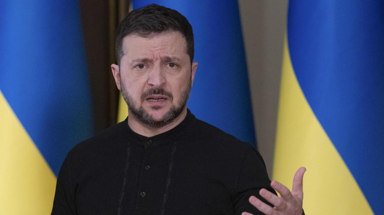 Valuta lo stop alle armi per Kiev "Zelensky non vuole la pace" .