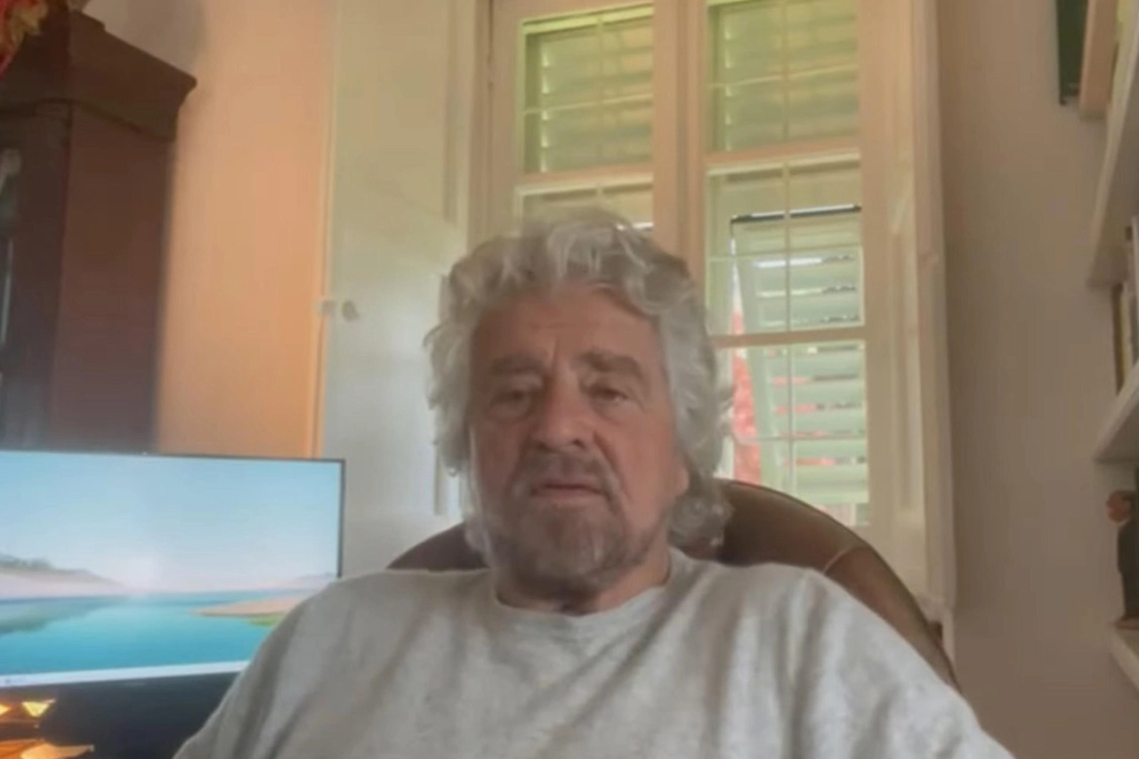 Beppe Grillo (frame video)