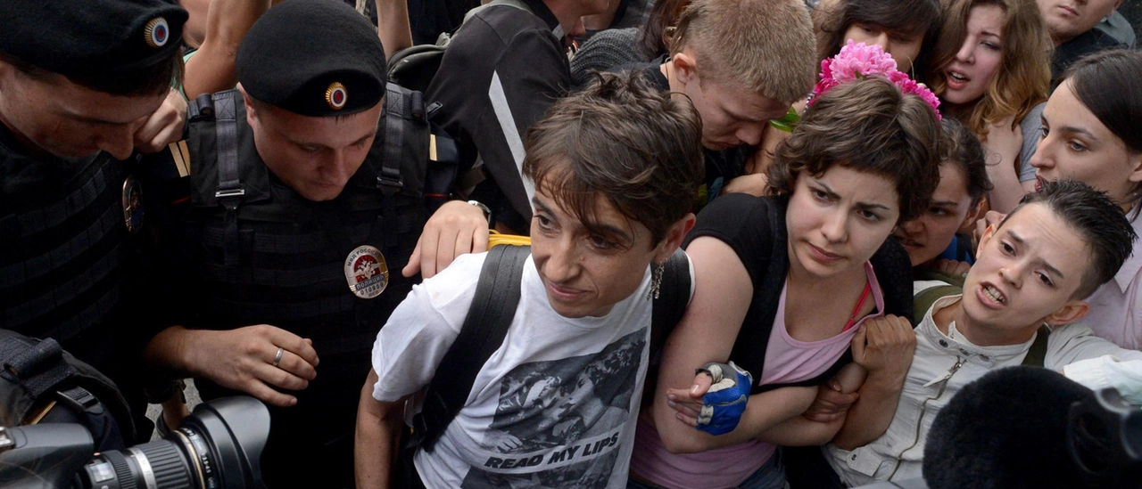 Masha Gessen, nella foto a sinistra (foto Ansa)