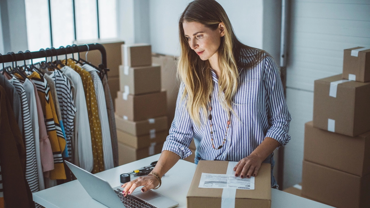 Conservare scatole di prodotti acquistati - Crediti iStock Photo