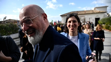 Piano riarmo, Stefano Bonaccini: “Sì in linea coi socialisti”. “Pd unito, niente congresso”